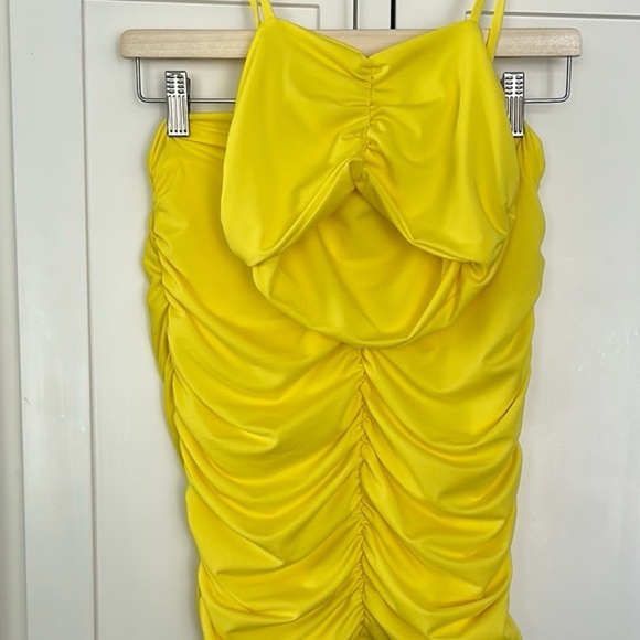 Sexy Neon Yellow 2 Pc Crop Top and Ruched Mini Skirt Set Size S - Picture 10 of 10